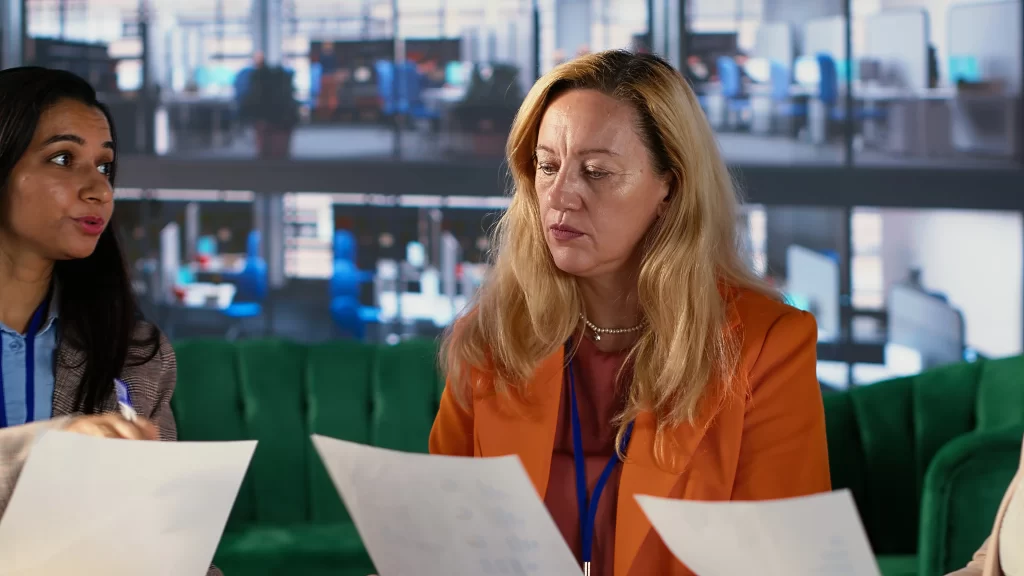 Cómo defenderse de una acusación por falsedad documental