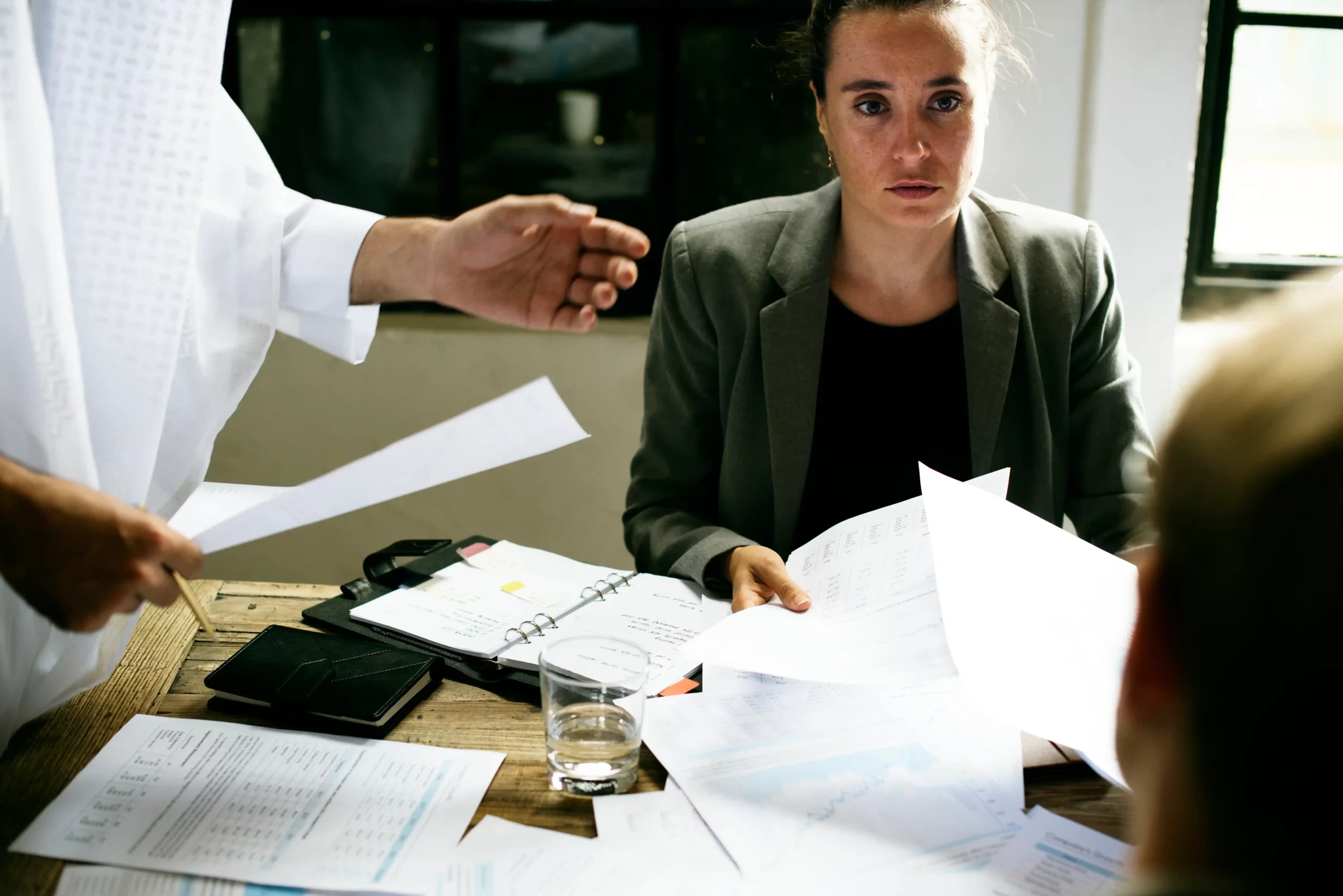 Delitos patrimoniales en empresas cómo se investigan