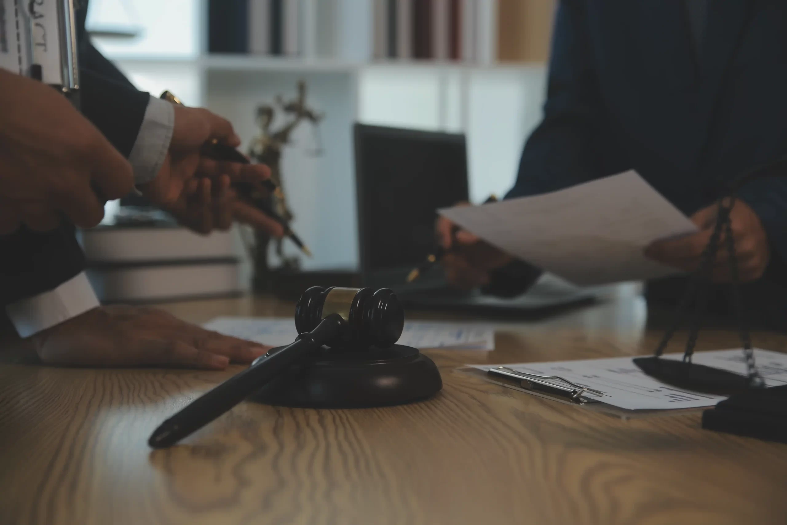 Delitos en la contratación pública